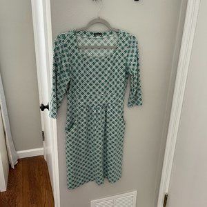 J. Mclaughlin Green 3/4 Sleeve Print Dress